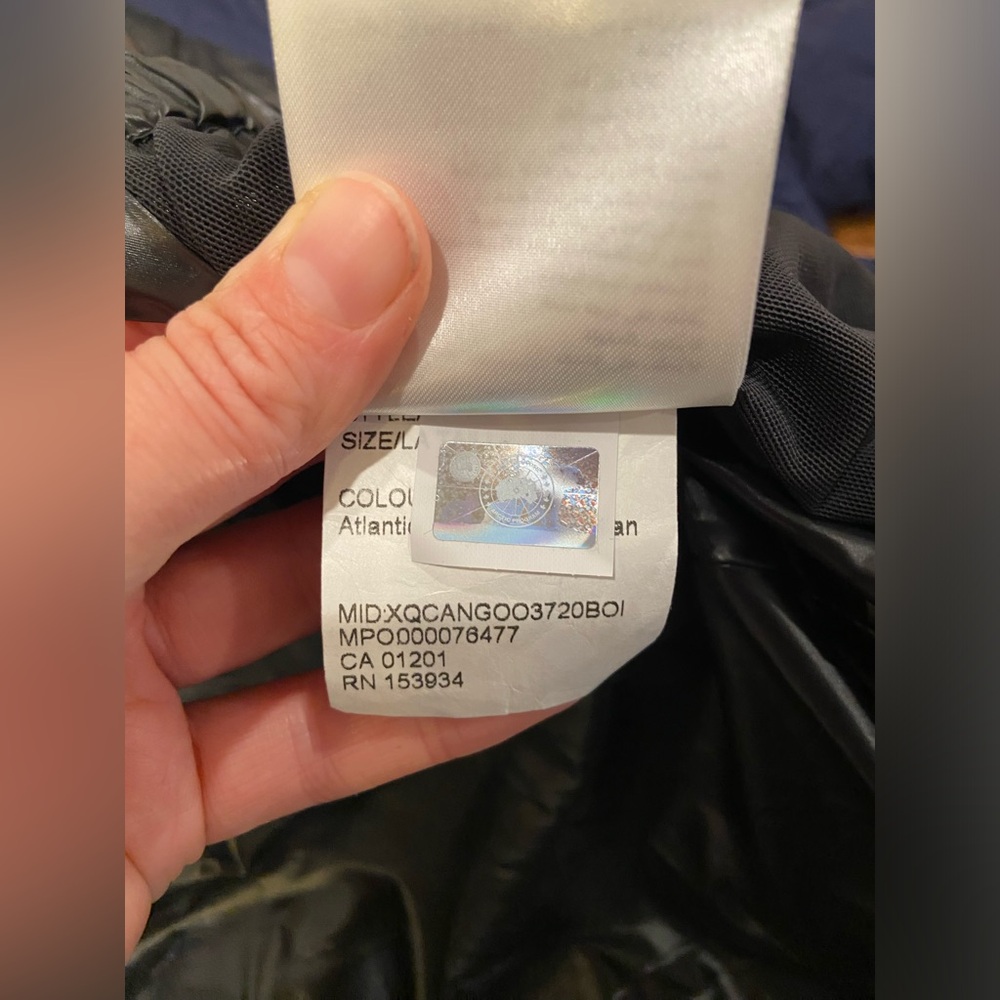 Canada Goose Alliston Down Coat - Picture 11 of 12